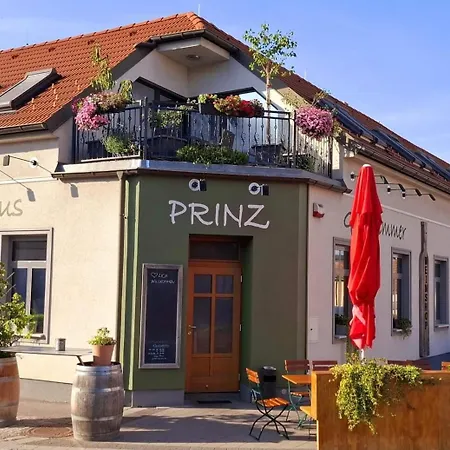 Prinz Penzion Hoflein (Bruck an der Leitha)