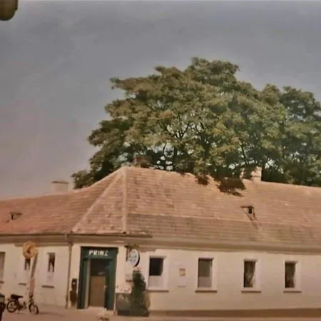 Prinz Hoflein (Bruck an der Leitha)