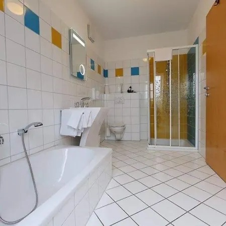 Prinz Hoflein (Bruck an der Leitha)