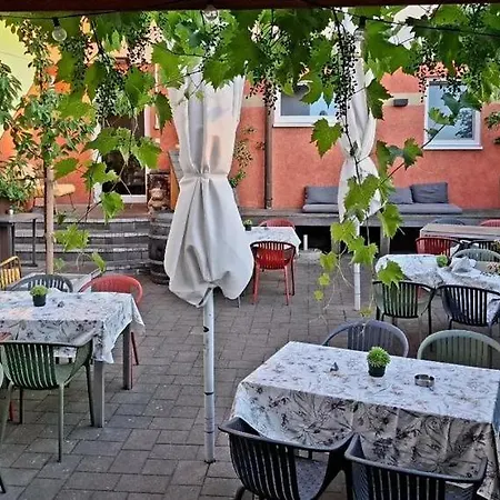 Prinz Hoflein (Bruck an der Leitha)