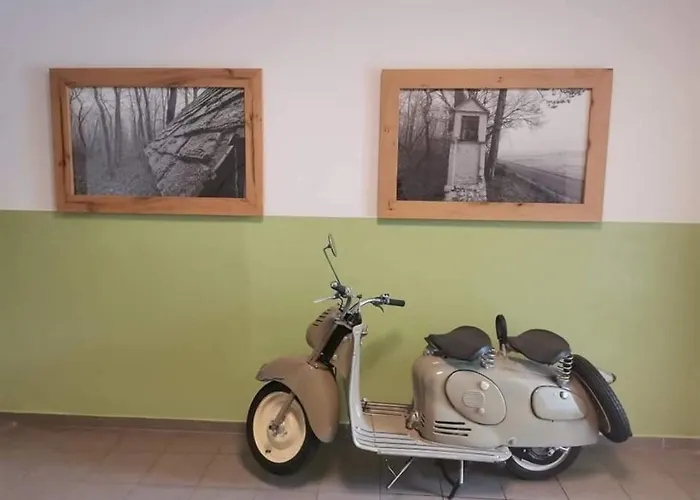 Prinz * Hoflein (Bruck an der Leitha)